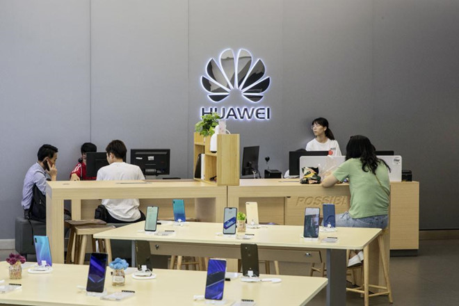 Huawei hoàn tiền 100% nếu không vào được Facebook, Google, Youtube